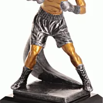 Boks figurki odlewane