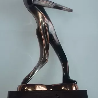 62063-23-T Statuetka GOLF h-26,5 cm