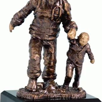 RFST2020/BR figurka odlewana brązowa  STRAŻACTWO h-19,5 cm