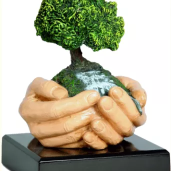 RFST2051 Figurka odlewana EKOLOGIA h-19cm