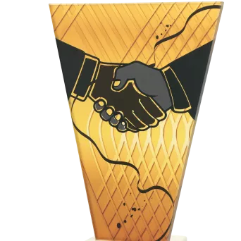 VL1-A/HUG Trofeum szklane na podstawie marmurowej - uścisk h-22,5 cm, grub. 1 cm