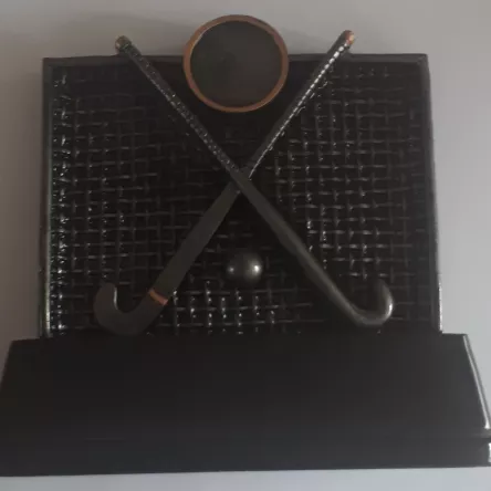 RF7333B-T Figurka odlewana HOKEJ