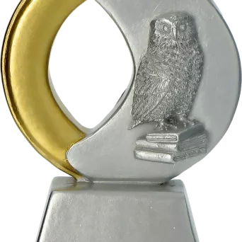 RE034 Figurka odlewana - szkolnictwo h-10 cm