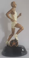 RF0104B Statuetka biegacz h-18 cm