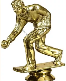 F05/G Figurka plastikowa GRA W KULE h-10 cm