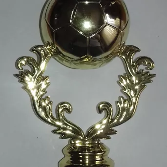 F196/G figurka plastikowa - piłka nożna 