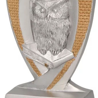 RE018 Figurka odlewana - nauka H-11 cm